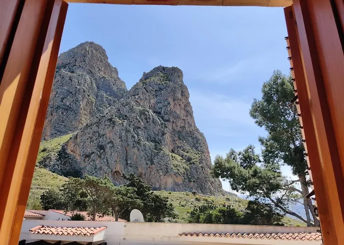 Makari Mare מקארי