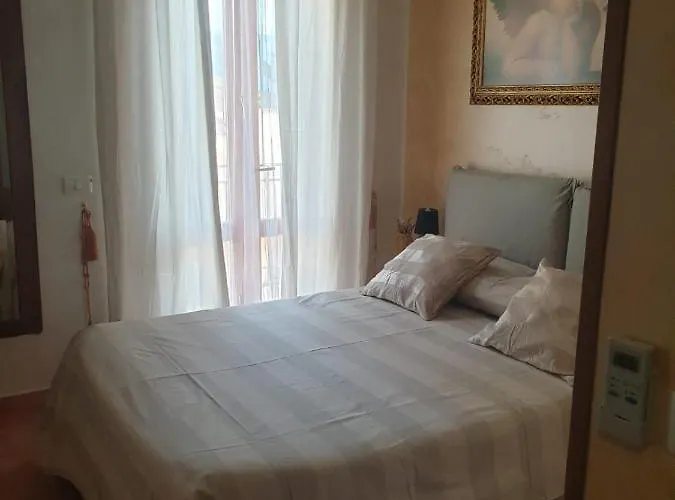 Makari Mare * מקארי