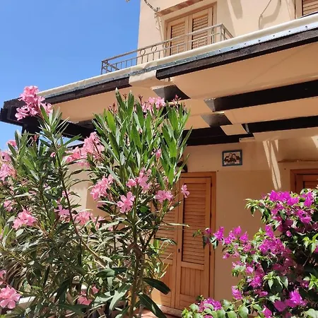 Makari Mare Holiday home *