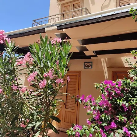 Makari Mare Holiday home *