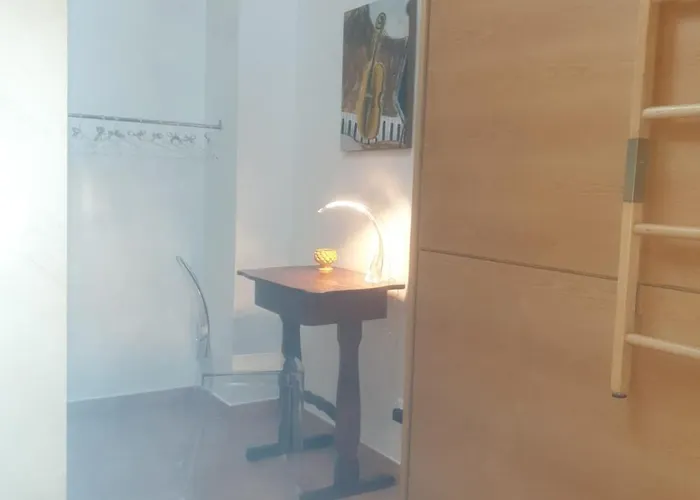 Semesterbostad Makari Mare